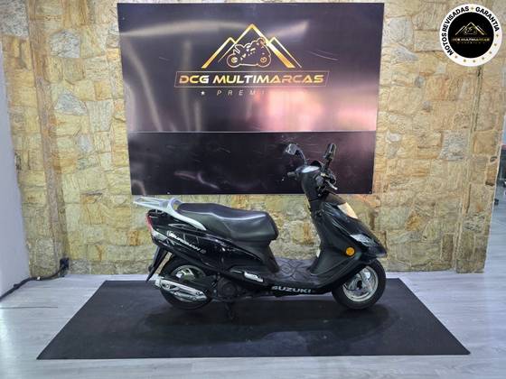 SUZUKI BURGMAN i SUZUKI BURGMAN i
